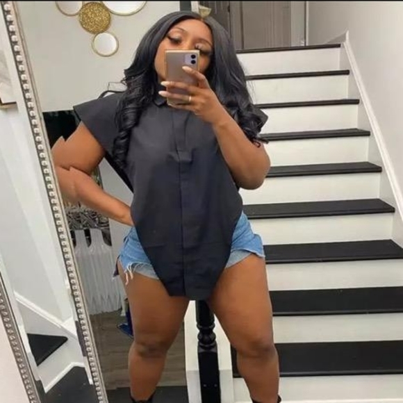 Top - Picture 2 of 7